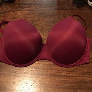 Maroon VS bra